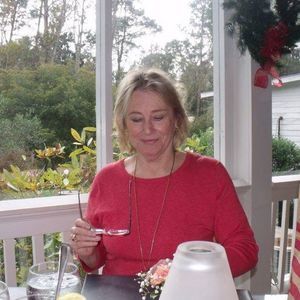 Meet your Posher, Janet